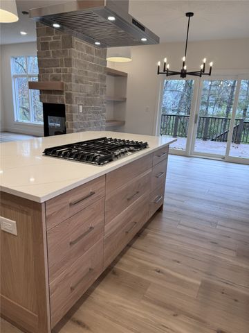 13098 Pinecrest Lane, Clive, IA 50325