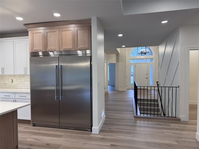 13098 Pinecrest Lane, Clive, IA 50325