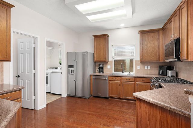 3288 Gladewater Lane, League City, TX 77573