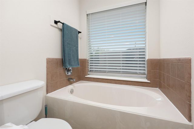 3288 Gladewater Lane, League City, TX 77573