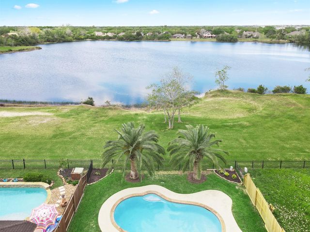 3288 Gladewater Lane, League City, TX 77573