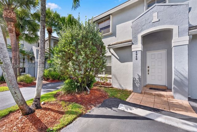 4848 Grapevine Way 4848, Davie, FL 33331