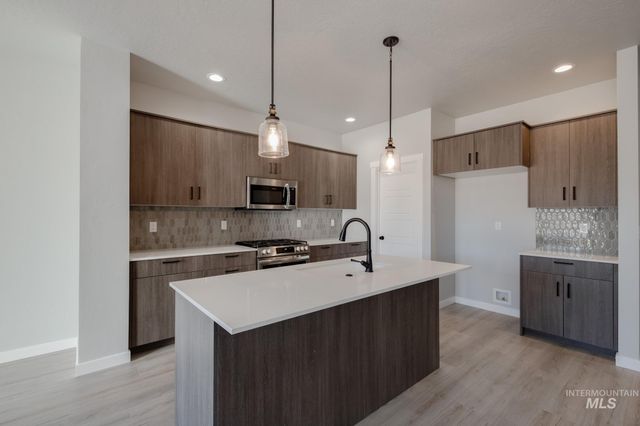 2168 S Border Way, Meridian, ID 83642