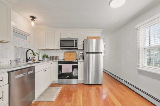 8 Madeline Street, Wareham, MA 02538