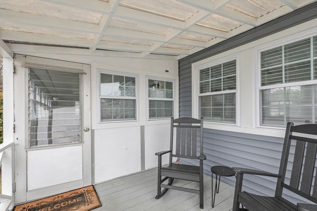 8 Madeline Street, Wareham, MA 02538