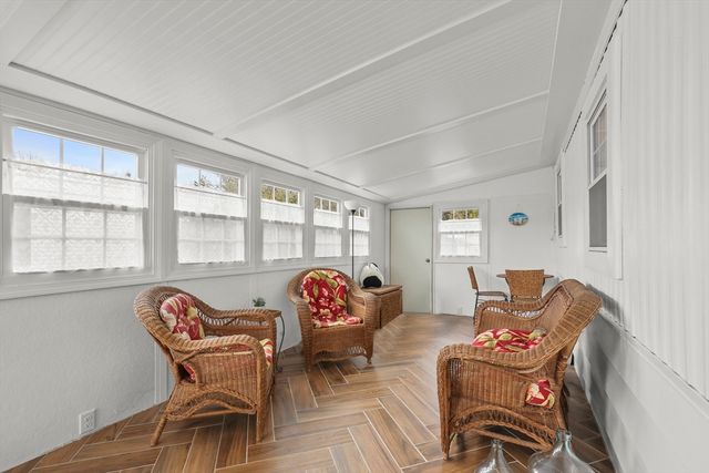 8 Madeline Street, Wareham, MA 02538