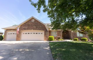 901 West Yellowstone Street, Nixa, MO 65714