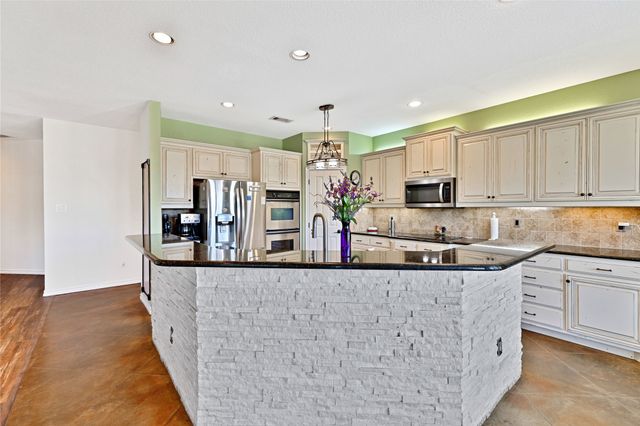 4031 Burleson Retta Road, Burleson, TX 76028