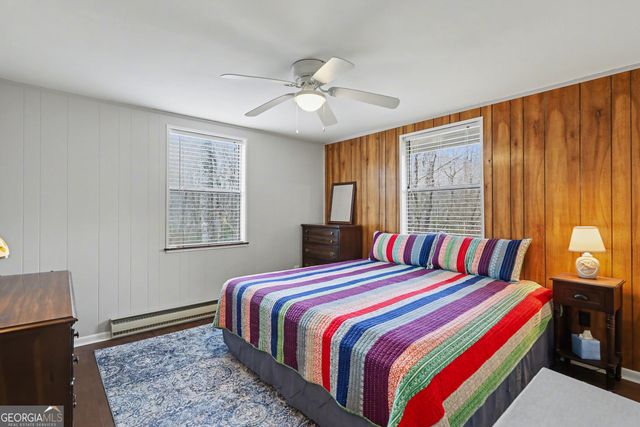 559 Maple Leaf Drive, Dillard, GA 30537