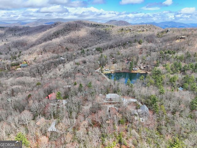 559 Maple Leaf Drive, Dillard, GA 30537