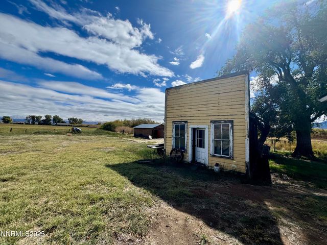 911 Waterloo Lane, Gardnerville, NV 89460