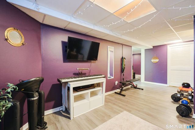 80 Sabin Street, Putnam, CT 06260