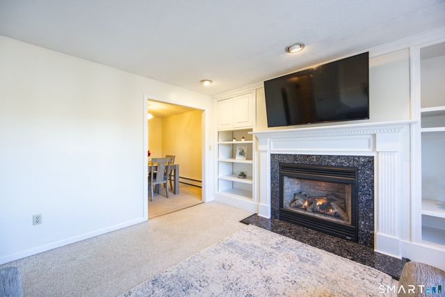 80 Sabin Street, Putnam, CT 06260