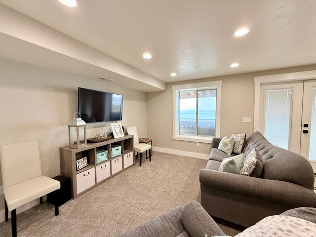 660 N CAMBRY DR, Garden City, UT 84028