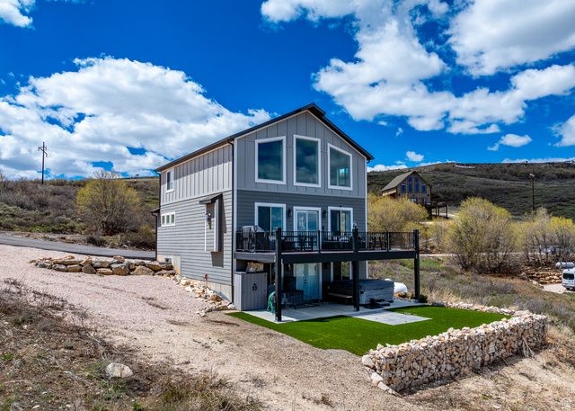 660 N CAMBRY DR, Garden City, UT 84028