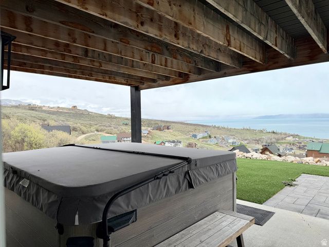 660 N CAMBRY DR, Garden City, UT 84028