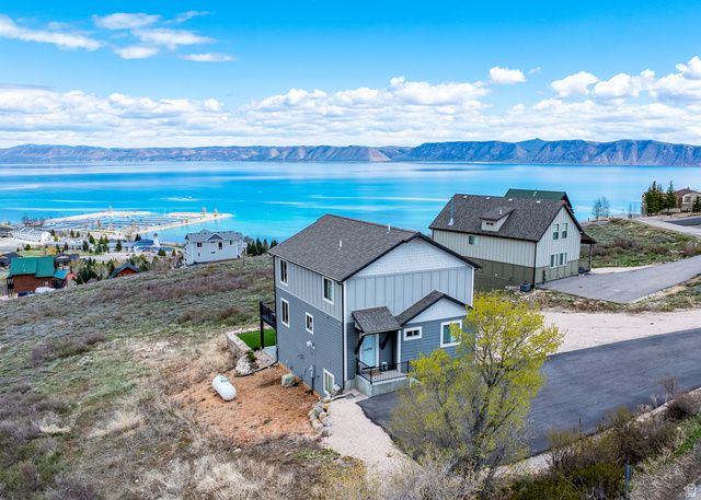 660 N CAMBRY DR, Garden City, UT 84028