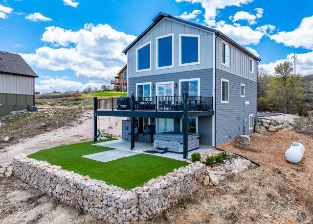 660 N CAMBRY DR, Garden City, UT 84028