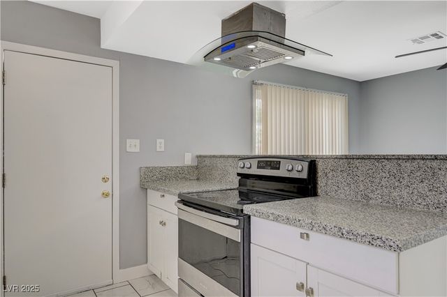 3909 West Oakey Boulevard, Las Vegas, NV 89102