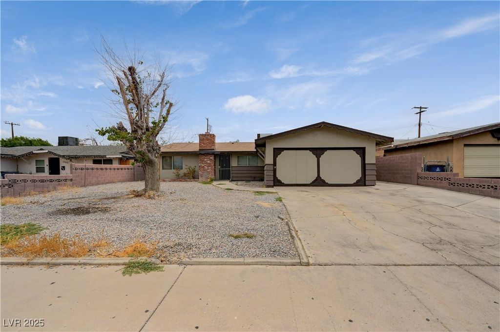 3909 West Oakey Boulevard, Las Vegas, NV 89102