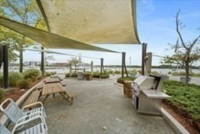 51 Broad m16a, Weymouth, MA 02191