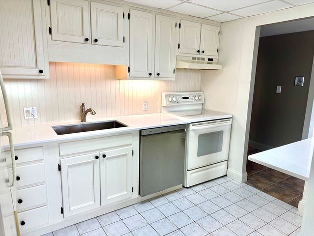 51 Broad m16a, Weymouth, MA 02191