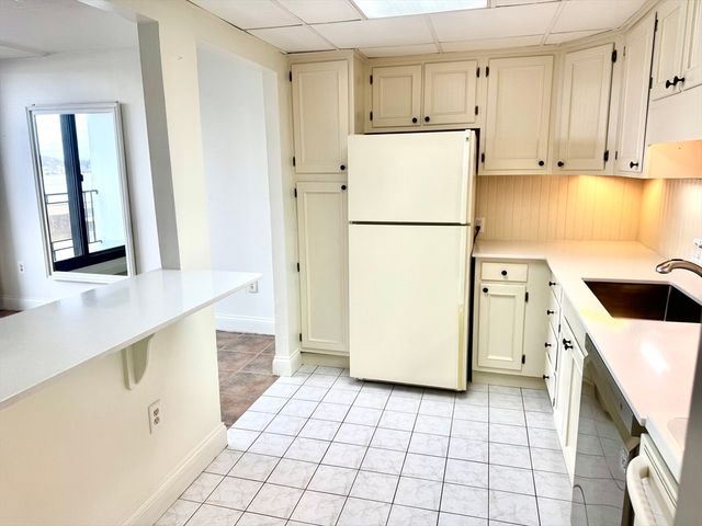 51 Broad m16a, Weymouth, MA 02191