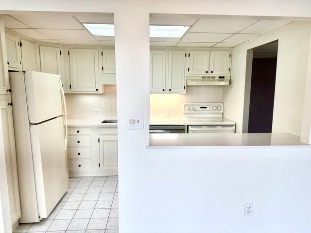 51 Broad m16a, Weymouth, MA 02191