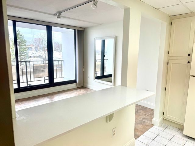 51 Broad m16a, Weymouth, MA 02191