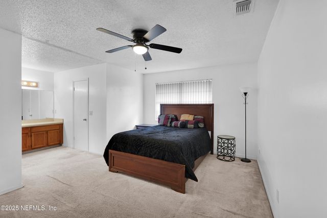 1610 DERRINGER Road, Jacksonville, FL 32225