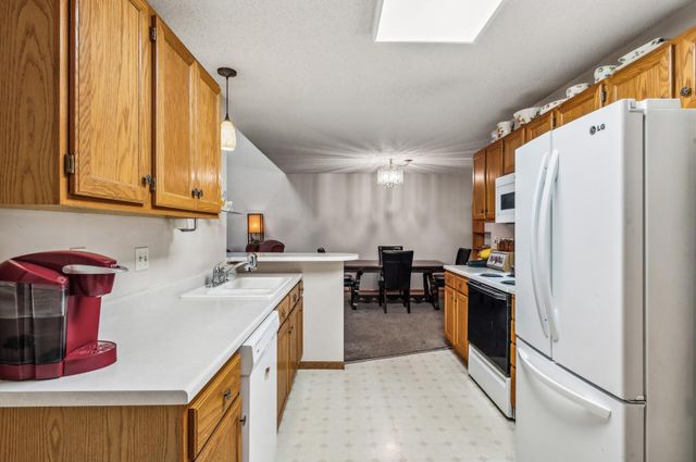 1294 99th Court NE, Blaine, MN 55434