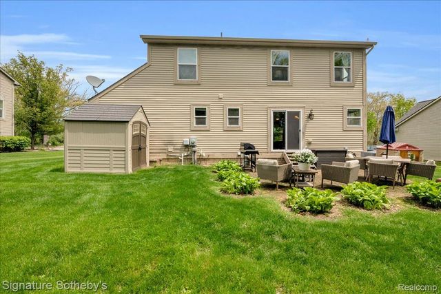 24219 Martindale Road, South Lyon, MI 48178