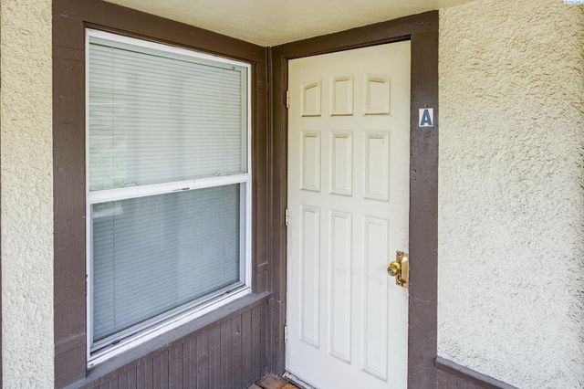 205 SE High St, Pullman, WA 99163