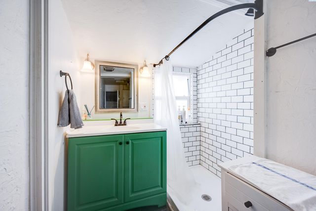 205 SE High St, Pullman, WA 99163