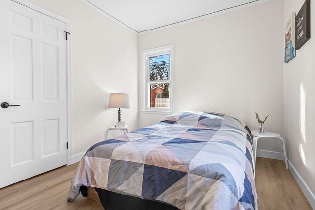 7245 N Seneca AVENUE, Glendale, WI 53217