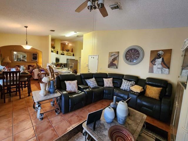 10611 SW 21st Street, Miramar, FL 33025