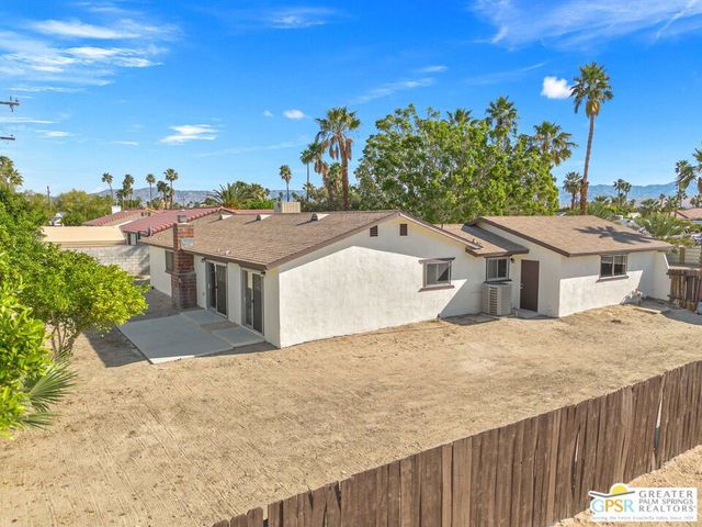2025 N Victoria Road, Palm Springs, CA 92262