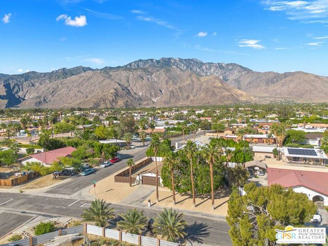 2025 N Victoria Road, Palm Springs, CA 92262