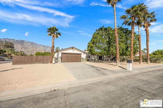 2025 N Victoria Road, Palm Springs, CA 92262