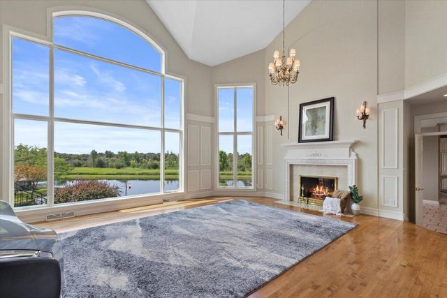 N84W36411 Riverwood LANE, Oconomowoc, WI 53066