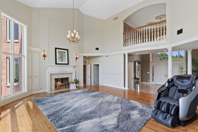 N84W36411 Riverwood LANE, Oconomowoc, WI 53066
