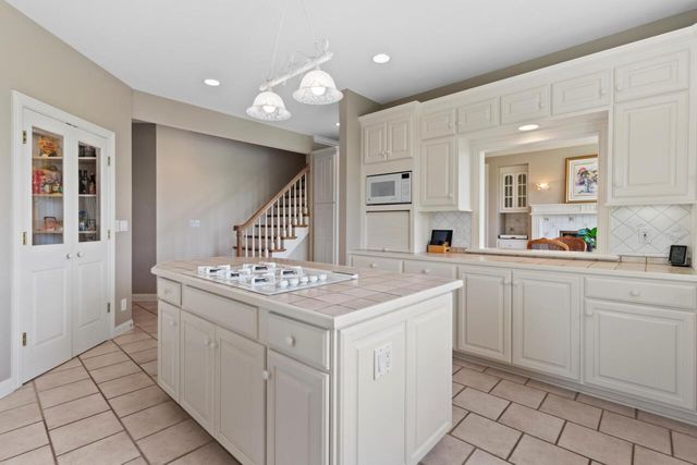 N84W36411 Riverwood LANE, Oconomowoc, WI 53066
