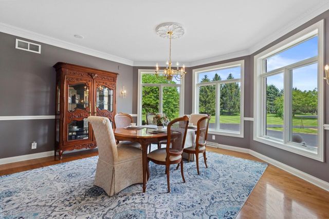 N84W36411 Riverwood LANE, Oconomowoc, WI 53066