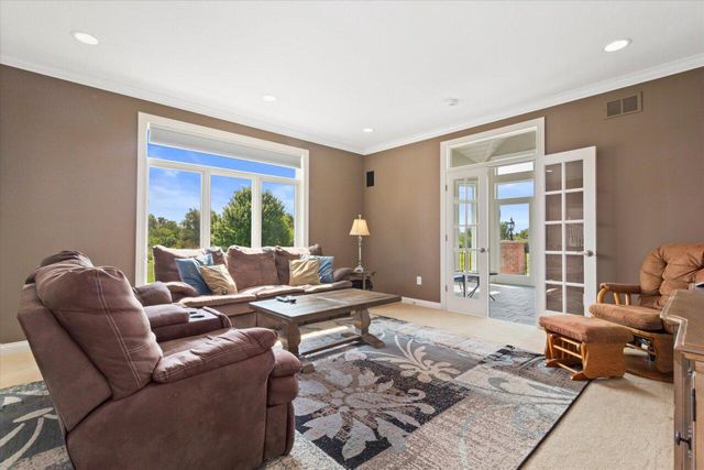 N84W36411 Riverwood LANE, Oconomowoc, WI 53066