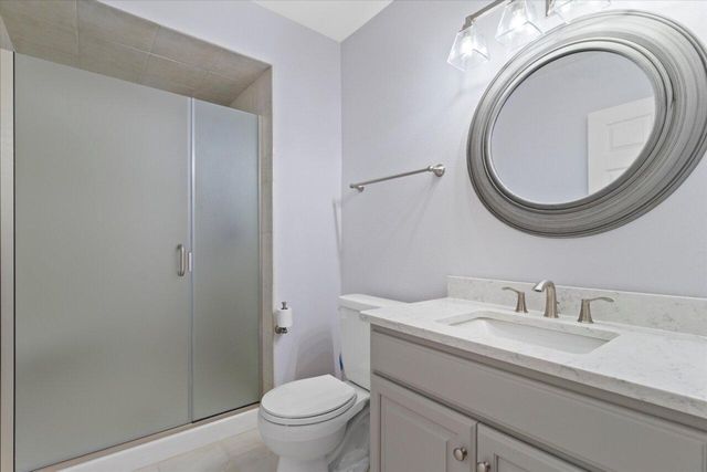 N84W36411 Riverwood LANE, Oconomowoc, WI 53066