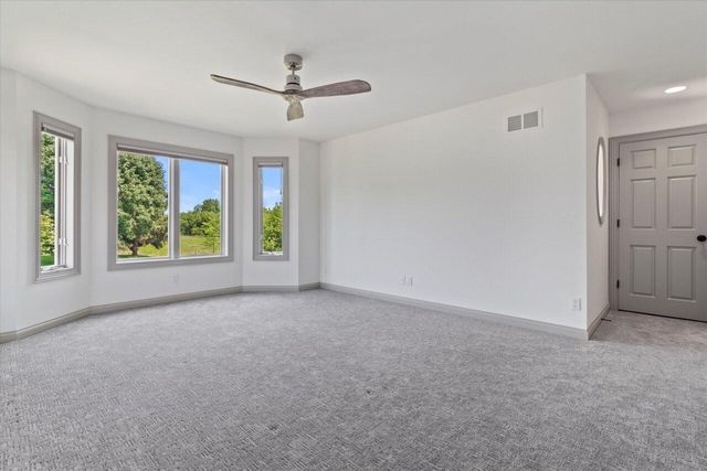 N84W36411 Riverwood LANE, Oconomowoc, WI 53066