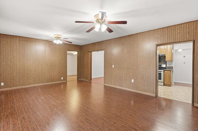 5400 60th St, Sacramento, CA 95820