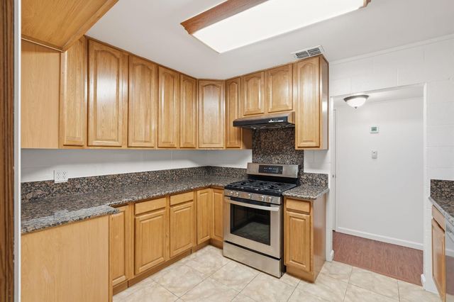 5400 60th St, Sacramento, CA 95820