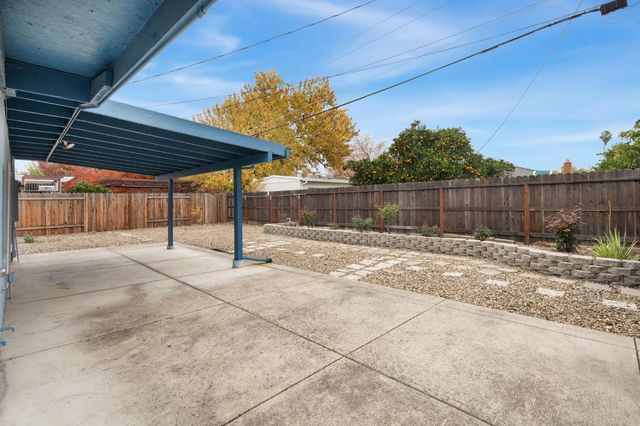 5400 60th St, Sacramento, CA 95820