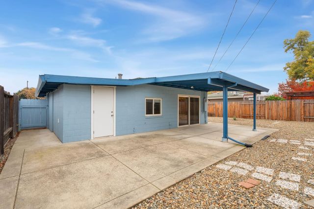 5400 60th St, Sacramento, CA 95820